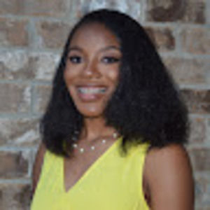 Meet your Posher, Nia